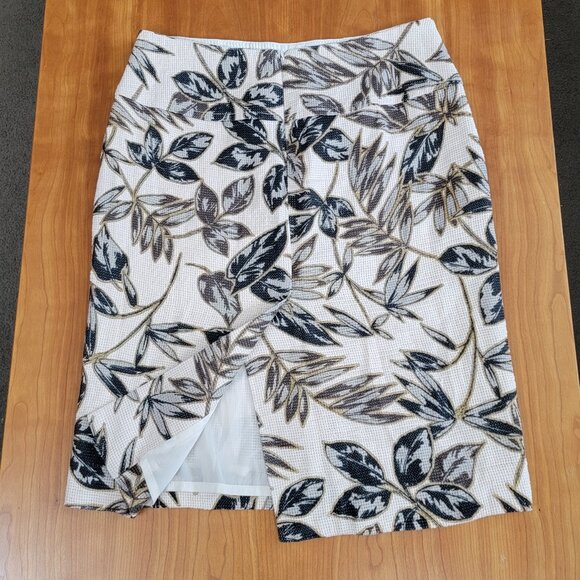 J. Crew Gold Foil Cream Green Leaf Print Cotton Pencil Skirt - 6 - Picture 6 of 12